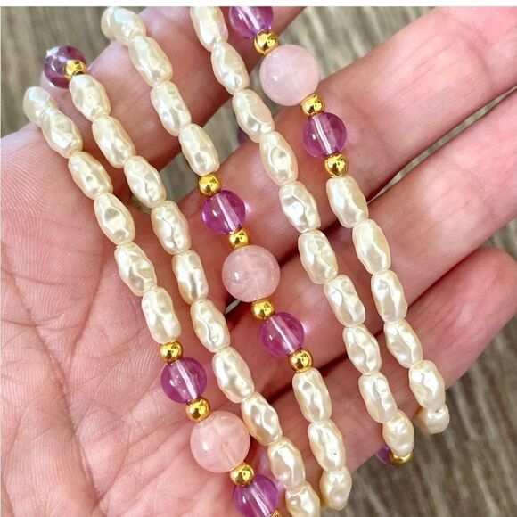 Faux freshwater pearl pink and purple necklace - Picture 4 of 9